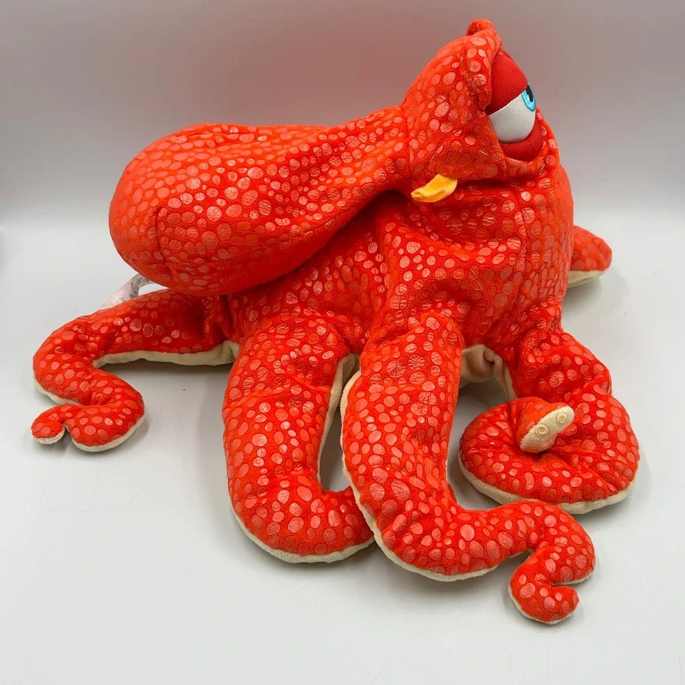 Disney Store Hank Octopus Plush Red Finding Dory Pixar EUC 9 Tall 16 Wide Inches